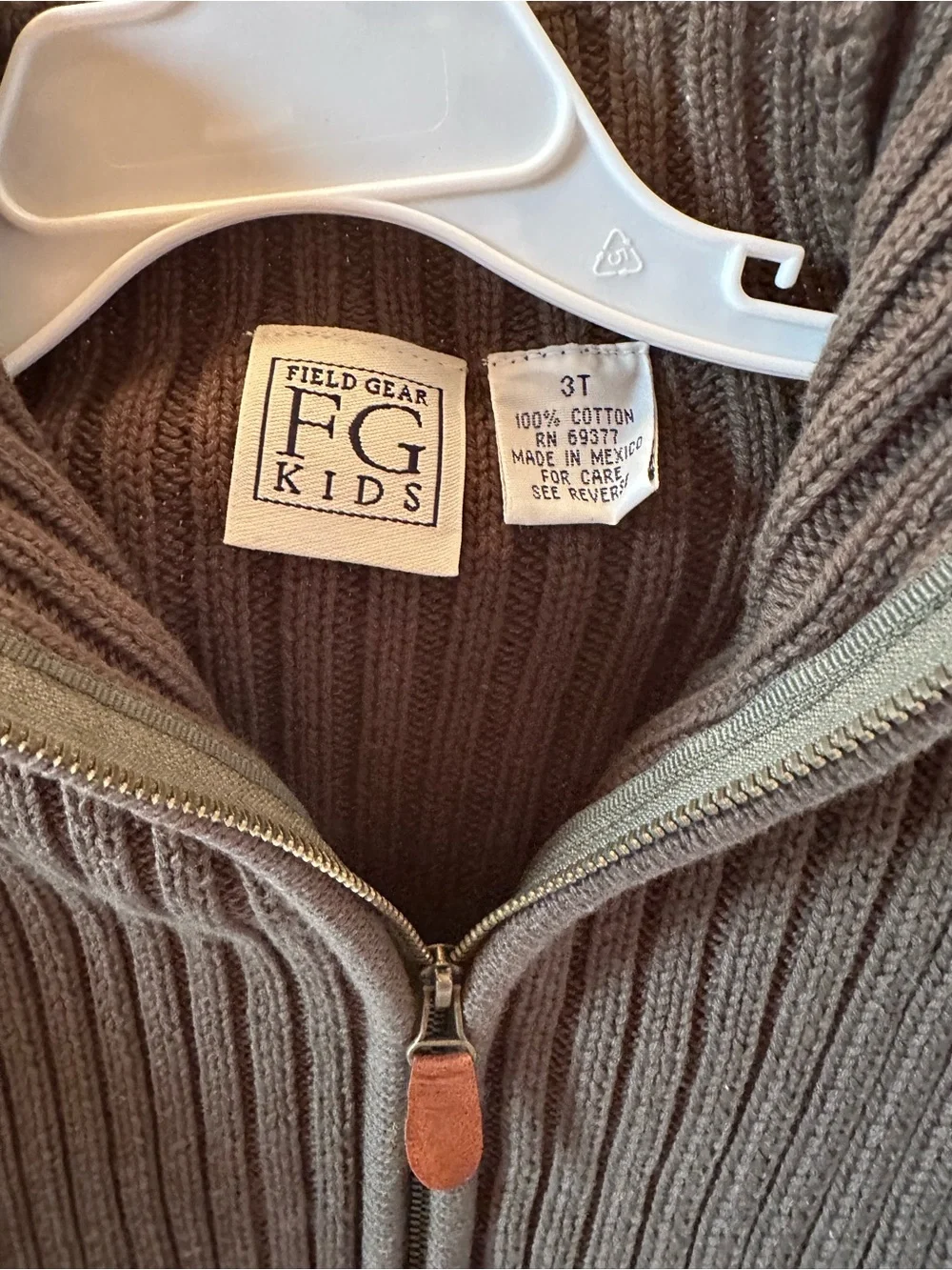 Field Gear Kids Sweater Lot 3T 4T NWT